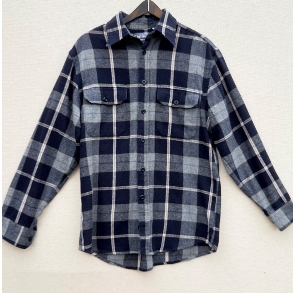 National Outfitters Mens XL Black Grey Plaid Flannel Long Sleeve Button Up Shirt